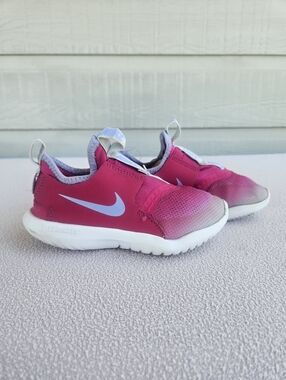 Nike Flex Runner Slip On Sneaker SZ 10.5C Pink Breathable Athletic AT4663-606